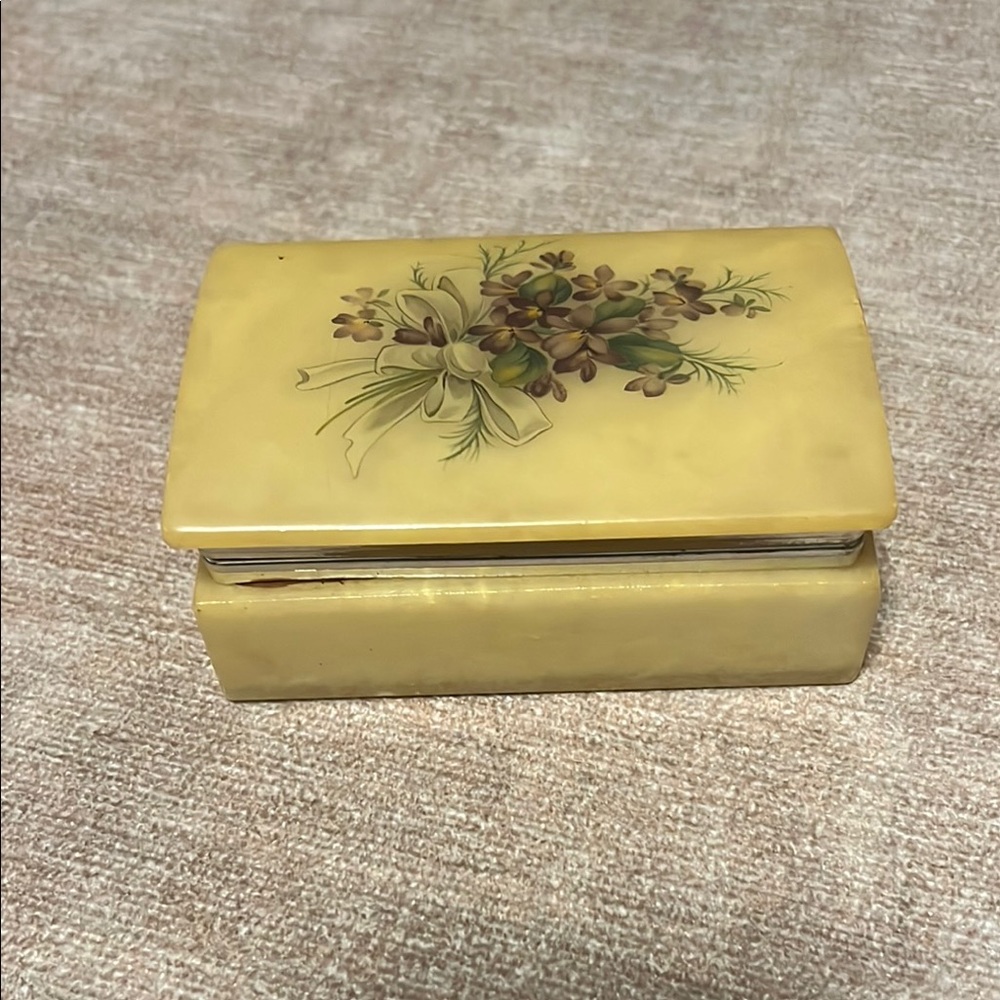 Vintage Alabaster Trinket or Jewelry Box